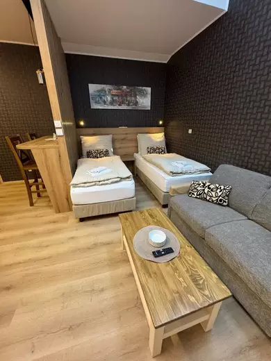 A24 ložnice zprava.webp