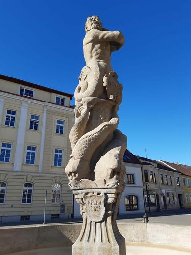 kasna-zumberak-01.jpg