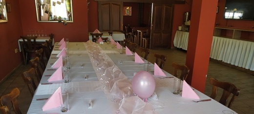 restaurant1.jpg